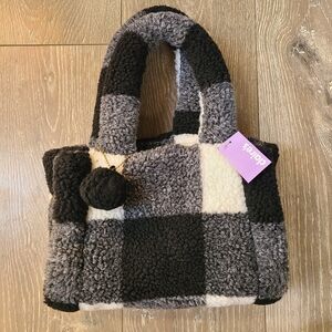 🆕️Claires Checkered Black and Gray Fuzzy Sherpa Shoulder Bag Handled Purse NWT